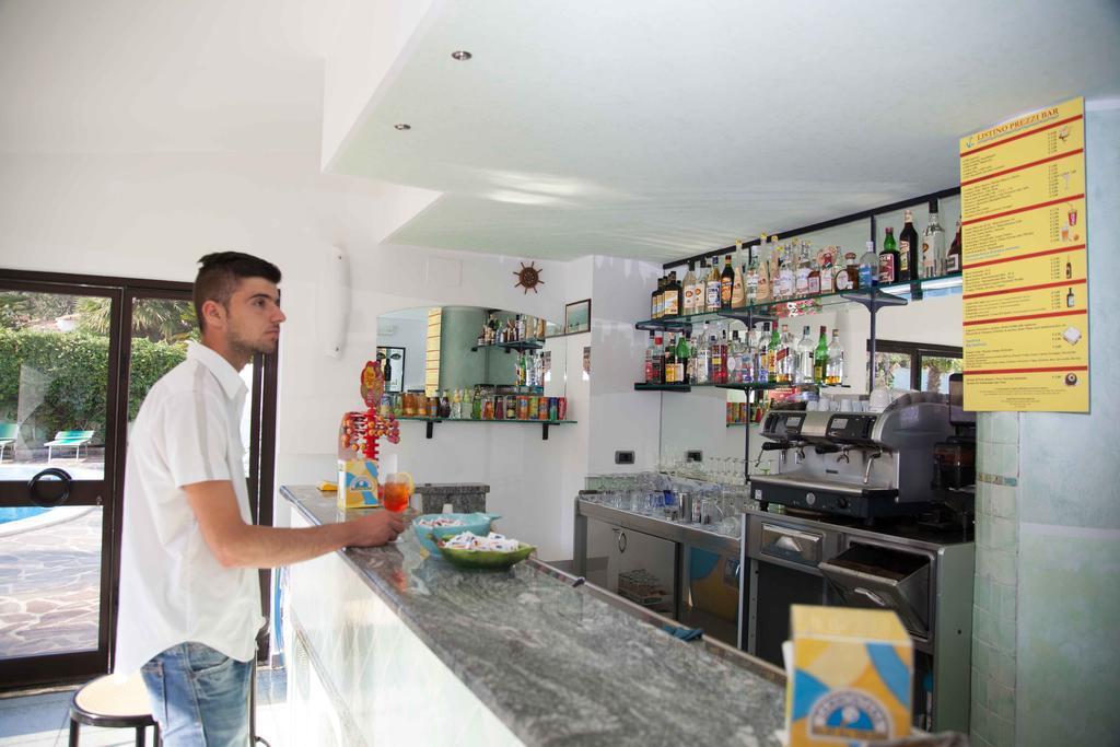 Hotel Marinella Capo Vaticano Extérieur photo