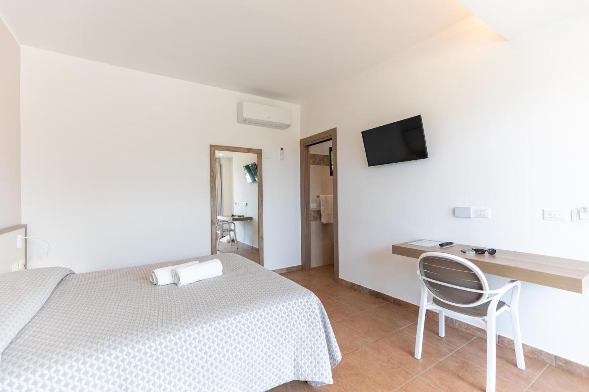 Hotel Marinella Capo Vaticano Extérieur photo