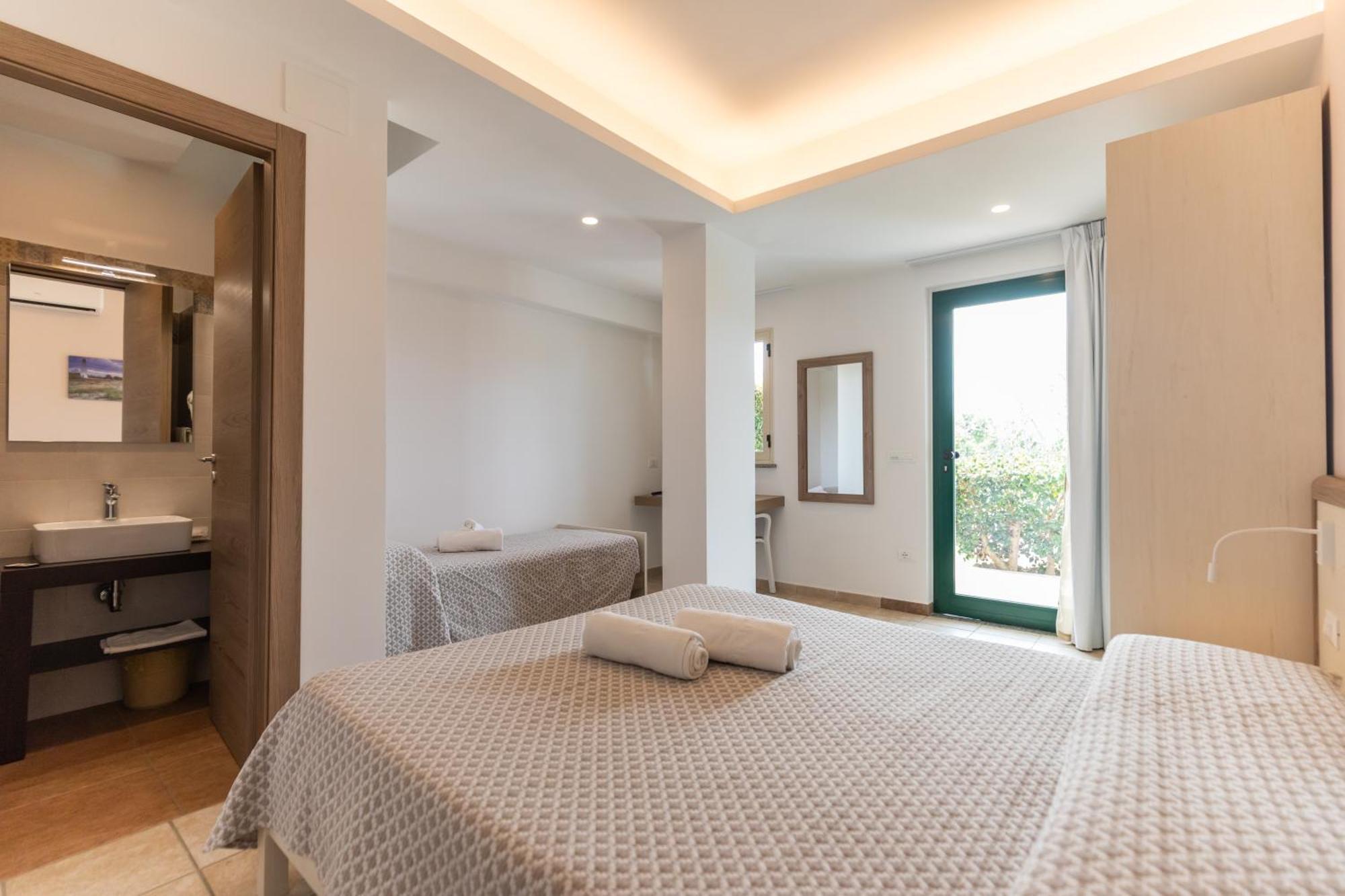 Hotel Marinella Capo Vaticano Extérieur photo