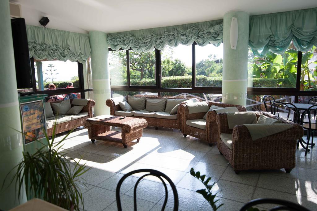 Hotel Marinella Capo Vaticano Extérieur photo