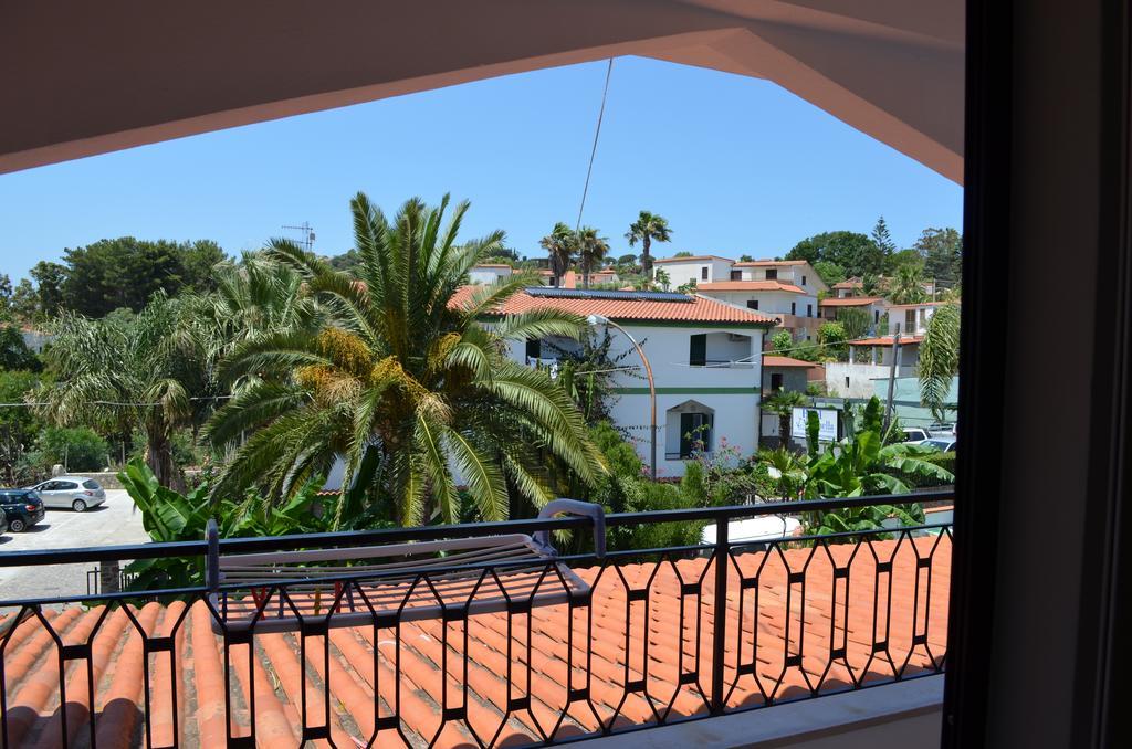 Hotel Marinella Capo Vaticano Extérieur photo